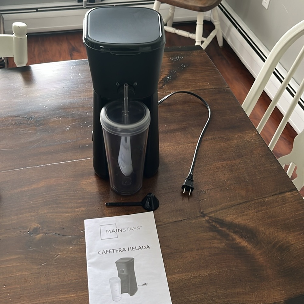 Mainstays iced coffee maker